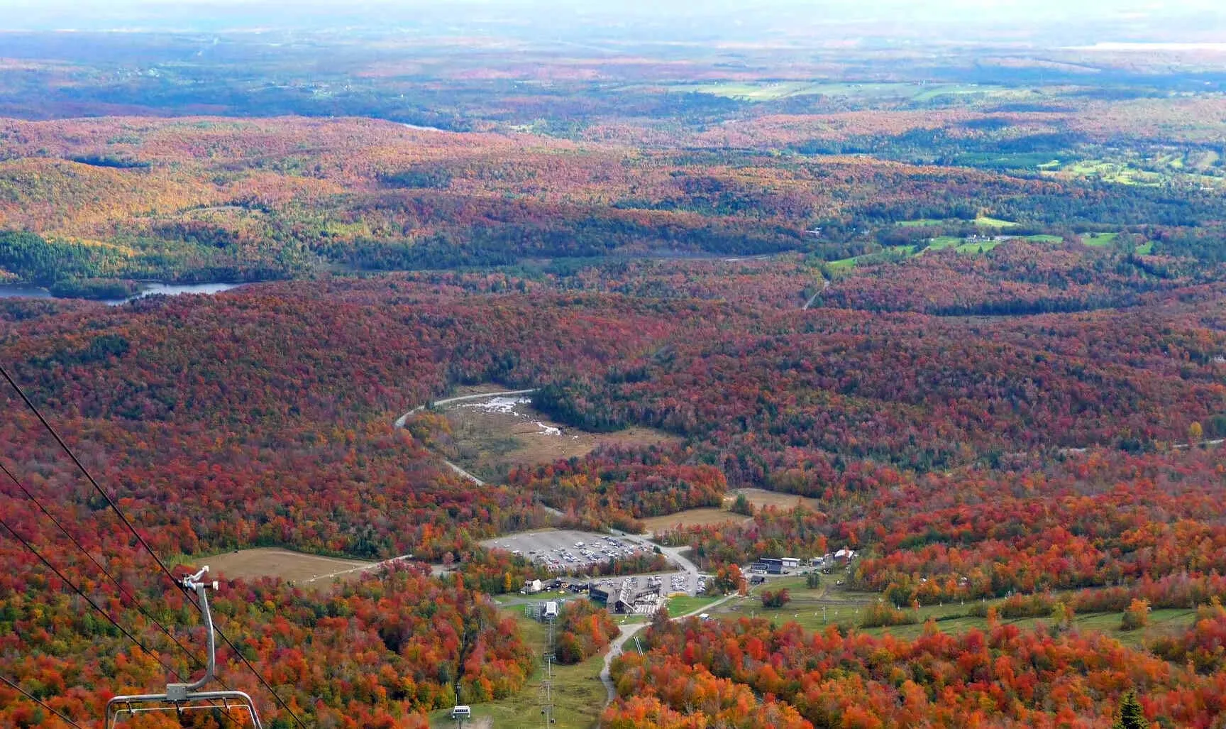 Vue du sommet du Mont Orford en Estrie